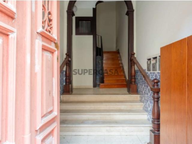 Prédio venda em Campo de Ourique, Lisboa