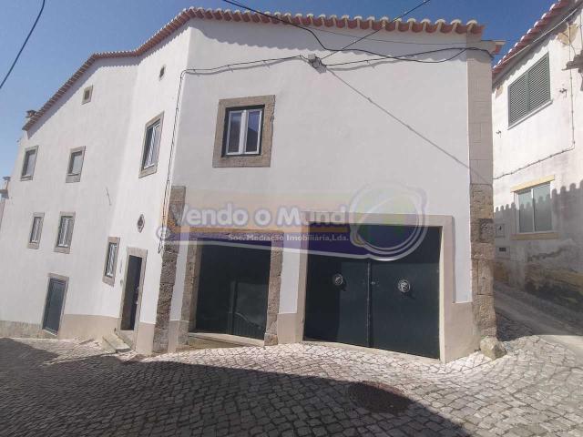 Prédio venda em Alenquer, Parrotes