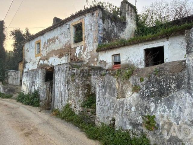 Prédio venda em Alenquer (Santo Estêvão e Triana), Alenquer