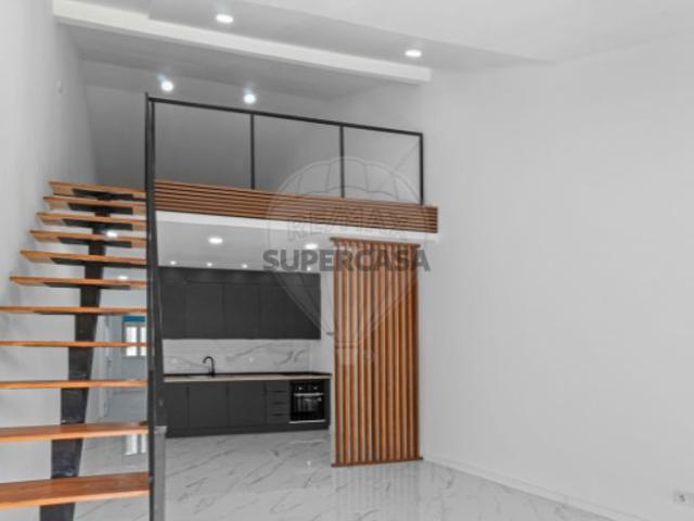 Prédio venda em Cova da Piedade, Almada