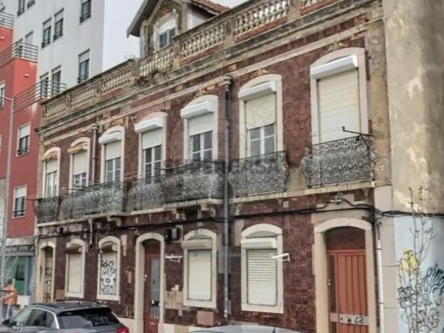 Prédio venda em Bairro Ferroviário, Barreiro
