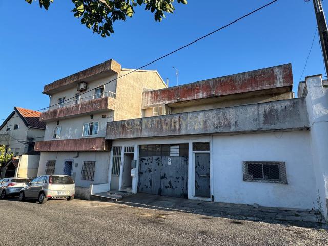 Prédio venda em Bairro das Areias, Santiago Dos Velhos