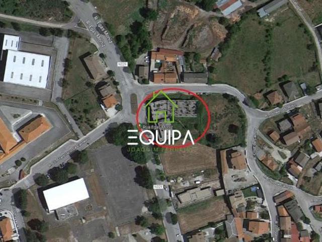 Casa venda em Vila Nova De Paiva, Viseu