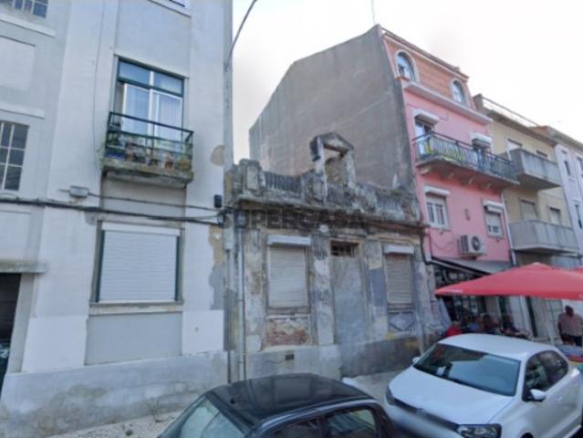Prédio venda em Bairro da Madre de Deus, Lisboa