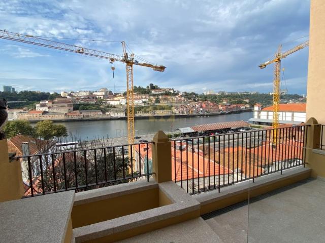 Prédio venda em Porto, Cedofeita