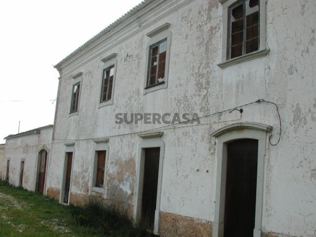 Prédio venda em Albufeira e Olhos de Água, Albufeira