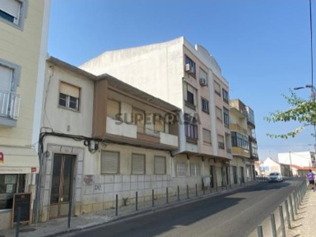 Prédio venda em Fonte do Lavra, Setúbal