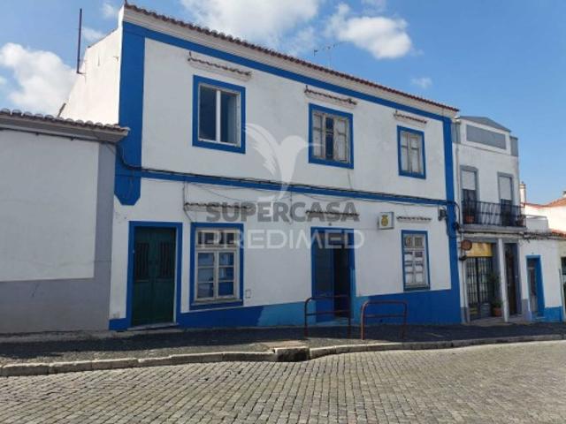 Prédio venda em Beja (Salvador e Santa Maria da Feira), Beja