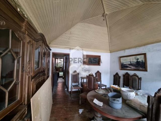 Prédio venda em Chaves, Vila Real