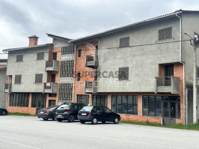 Prédio venda em Chaves, Vila Real