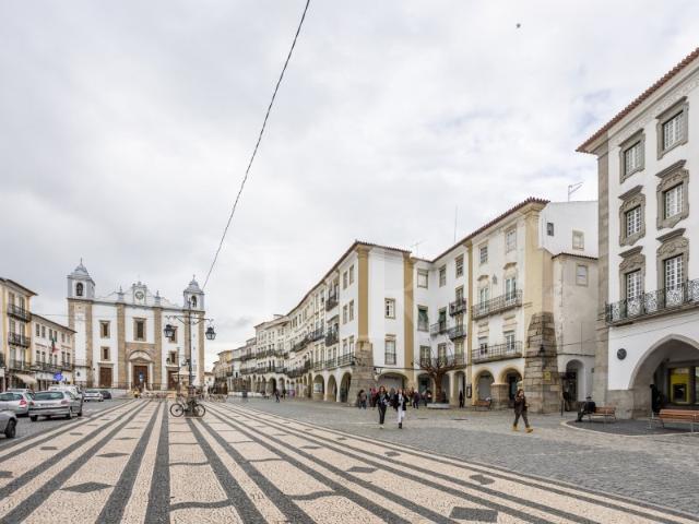 Prédio venda em Évora