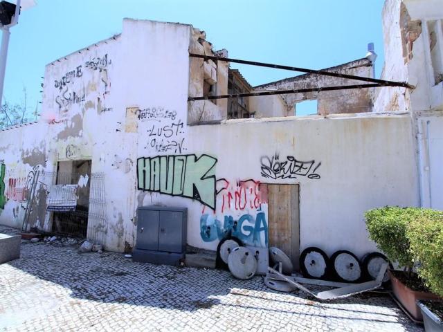 Prédio venda em Faro, Horta da Areia