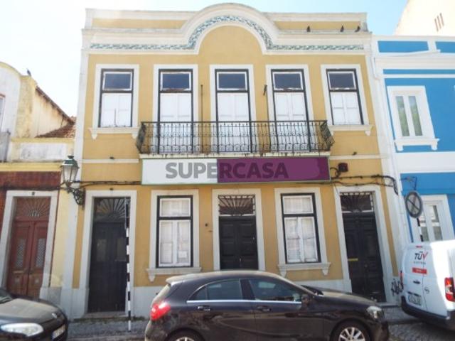 Prédio venda em Seixal, Setúbal
