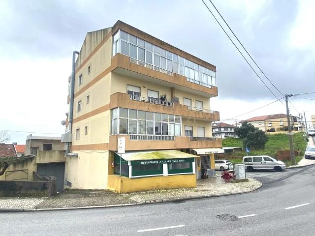 Prédio venda em Santiago Dos Velhos, Lisboa
