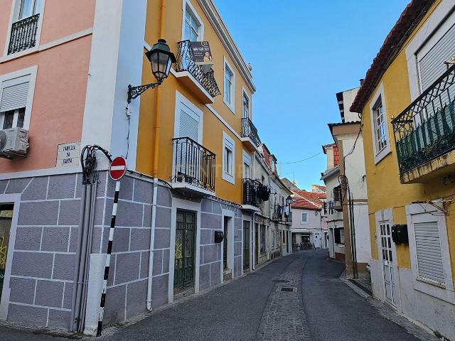 Prédio venda em Quinta do Outeiro, Seixal