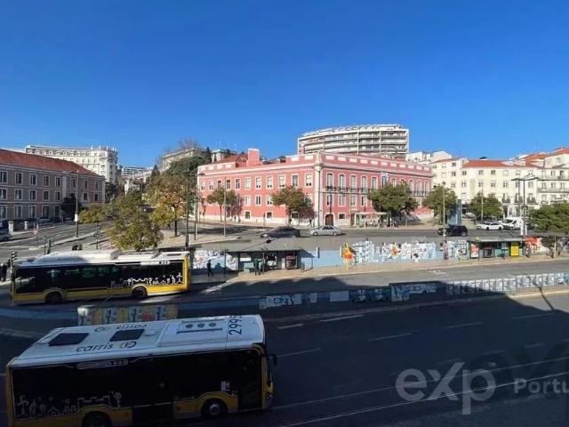 Prédio venda em Santo António, Lisboa