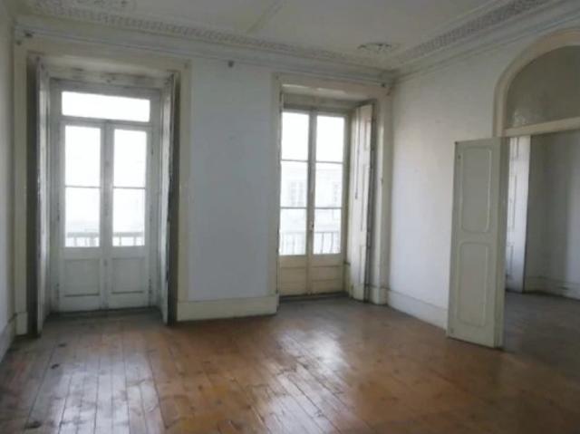 Prédio venda em Santa Maria Maior, Lisboa