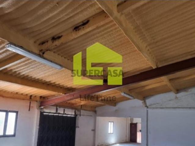 Armazém venda em Chipar de Cima, Anadia