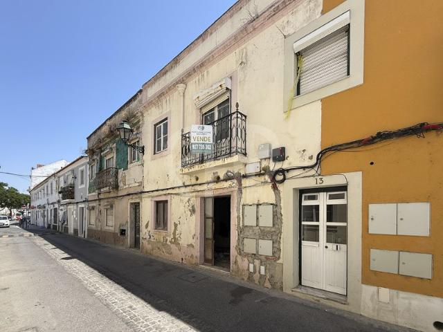 Prédio venda em Quinta do Outeiro, Seixal