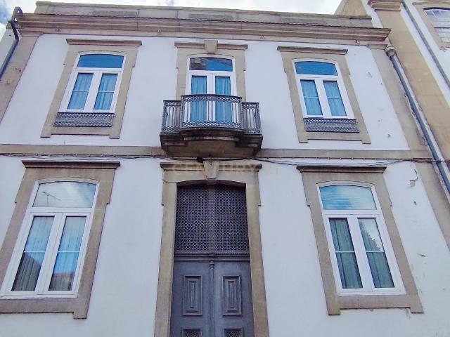 Prédio venda em Chaves, Vila Real