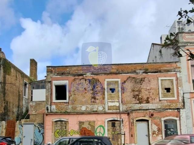 Prédio venda em Bairro Ferroviário, Barreiro