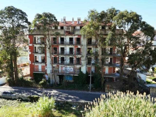 Prédio venda em Mem Martins, Sintra