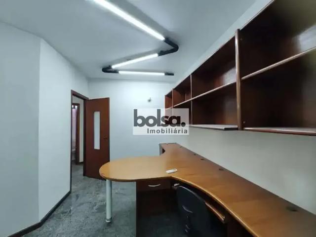 Condominio aluguel em Região Imediata de Bauru, Bauru