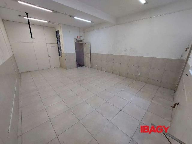 Condominio aluguel em Centro, Florianópolis