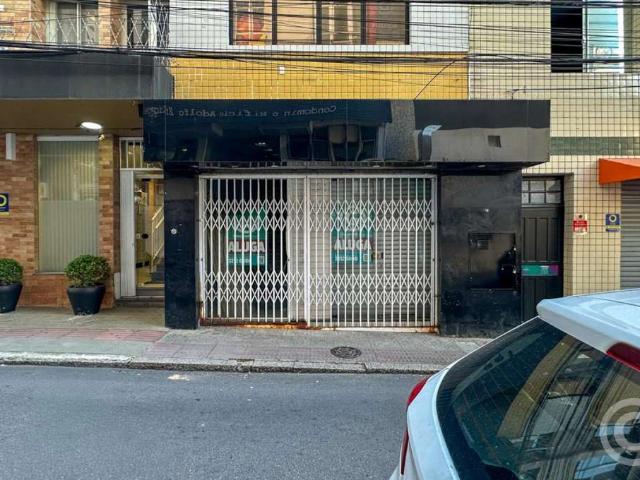 Condominio aluguel em Centro, Florianópolis