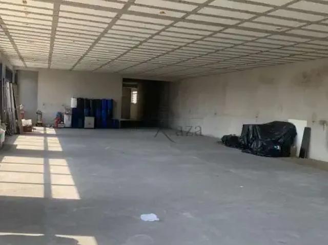 Condominio aluguel em Região Imediata de São José dos Campos, Região Metropolitana do Vale do Paraíba e Litoral Norte