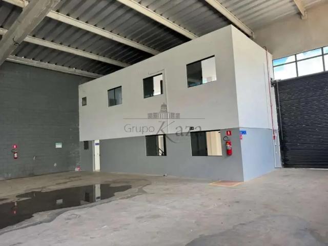 Condominio aluguel em Região Imediata de São José dos Campos, Região Metropolitana do Vale do Paraíba e Litoral Norte