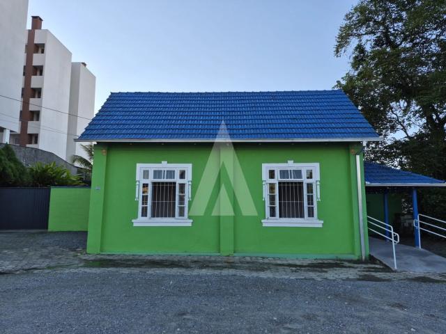 Condominio aluguel em Atiradores, Joinville