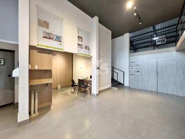 Condominio aluguel em Região Geográfica Imediata de Londrina, Londrina