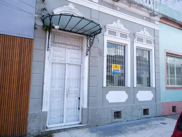 Condominio aluguel em Região Geográfica Imediata de Pelotas, Aglomeração Urbana do Sul