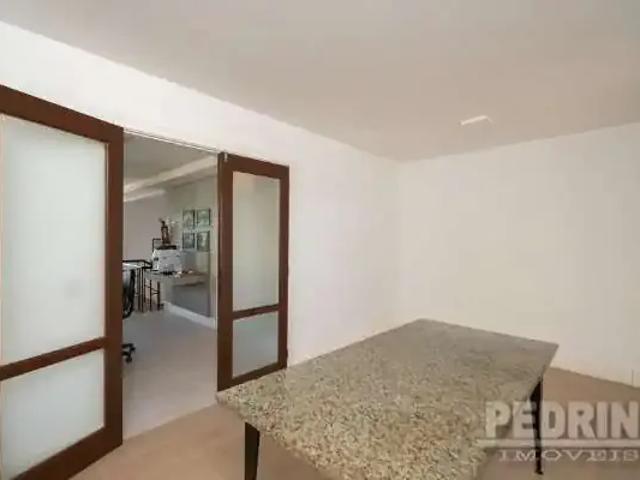 Condominio aluguel em Região Geográfica Imediata de Porto Alegre, Região Metropolitana de Porto Alegre