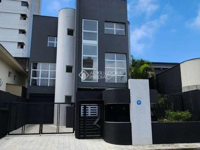 Condominio aluguel em Região Imediata de São Paulo, Região Metropolitana de São Paulo