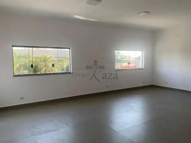 Condominio aluguel em Região Imediata de São José dos Campos, Região Metropolitana do Vale do Paraíba e Litoral Norte