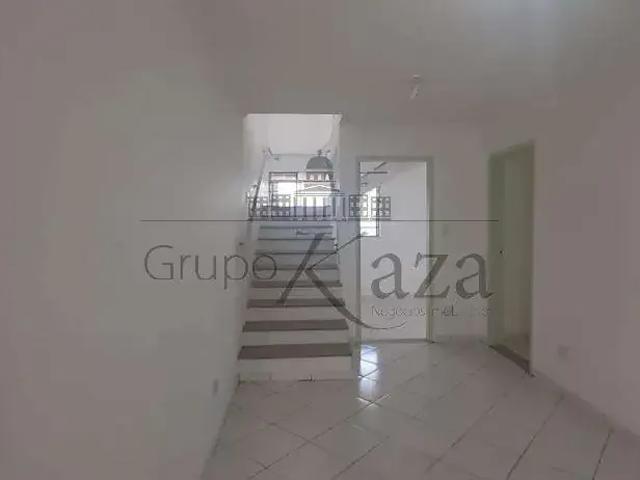 Condominio aluguel em Região Imediata de São José dos Campos, Região Metropolitana do Vale do Paraíba e Litoral Norte