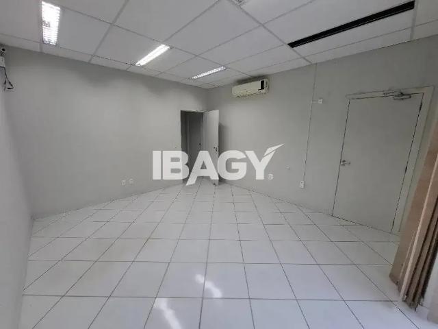 Condominio aluguel em Região Geográfica Imediata de Florianópolis, São José