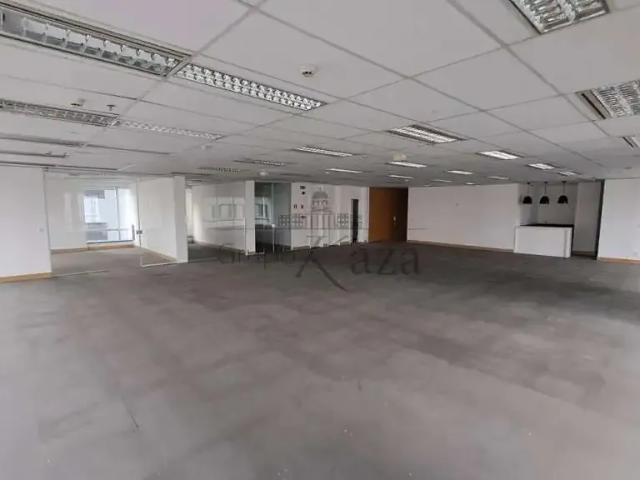 Condominio aluguel em Região Imediata de São Paulo, Região Metropolitana de São Paulo
