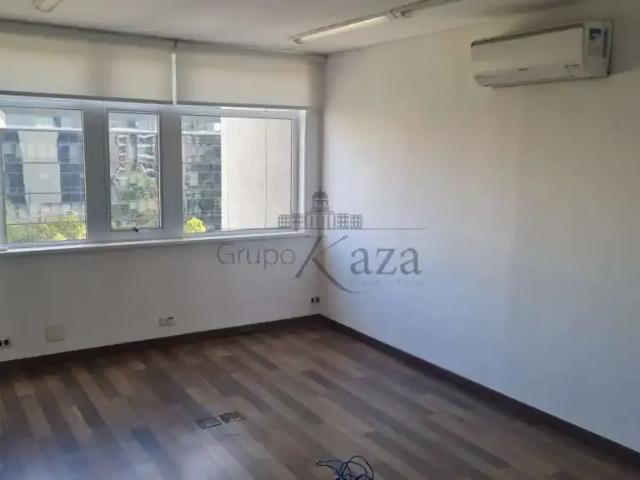 Condominio aluguel em Região Imediata de São Paulo, Região Metropolitana de São Paulo