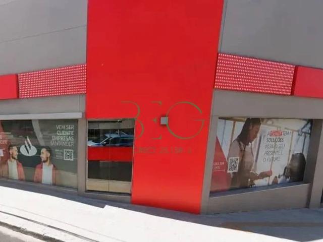 Condominio aluguel em Caxingui, São Paulo
