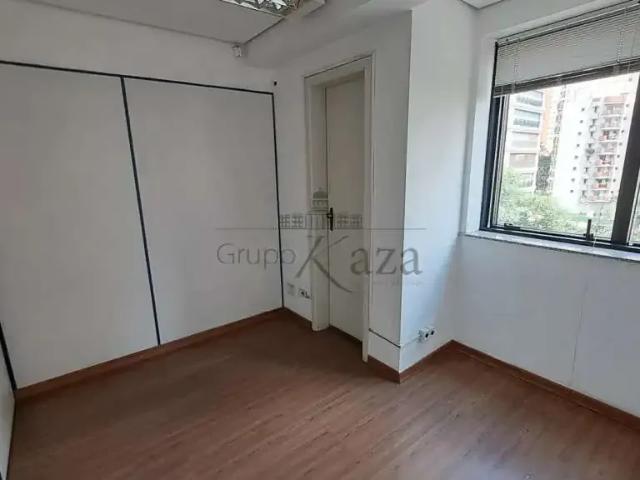 Condominio aluguel em Região Imediata de São Paulo, Região Metropolitana de São Paulo