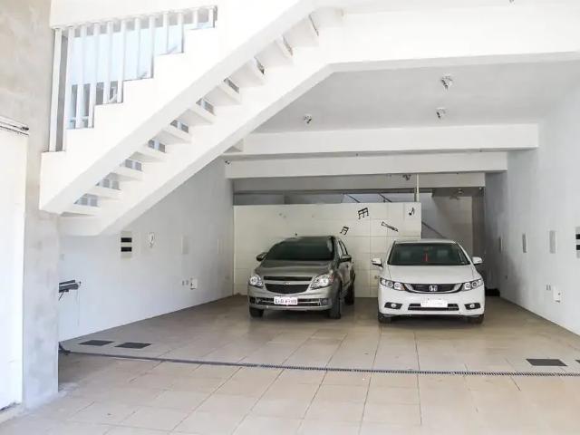 Condominio aluguel em Região Imediata de São Paulo, Região Metropolitana de São Paulo