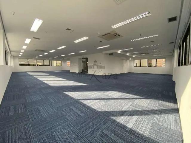 Condominio aluguel em Região Imediata de São Paulo, Região Metropolitana de São Paulo