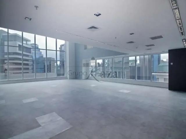 Condominio aluguel em Região Imediata de São Paulo, Região Metropolitana de São Paulo
