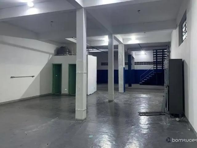 Condominio aluguel em Região Imediata de São Paulo, Região Metropolitana de São Paulo