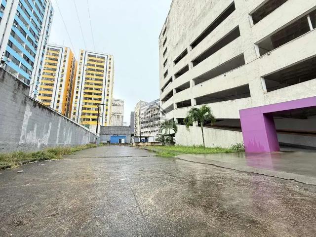 Condominio aluguel em Região Geográfica Imediata de Salvador, Região Metropolitana de Salvador