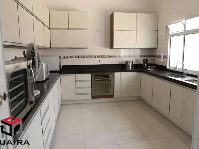 Condominio aluguel em Região Imediata de São Paulo, Região Metropolitana de São Paulo