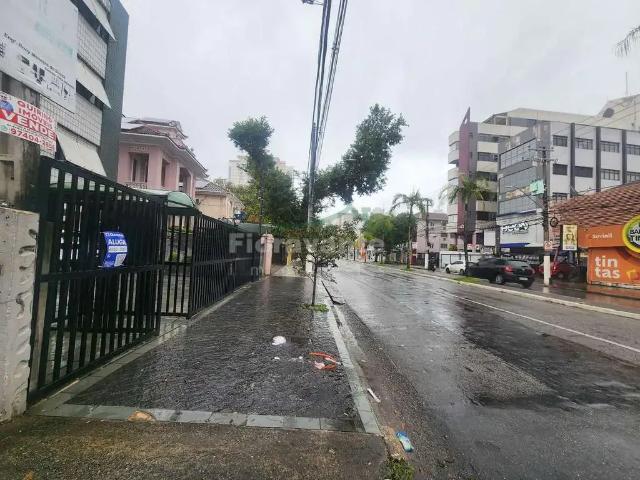 Condominio aluguel em Região Imediata de Santos, Região Metropolitana da Baixada Santista